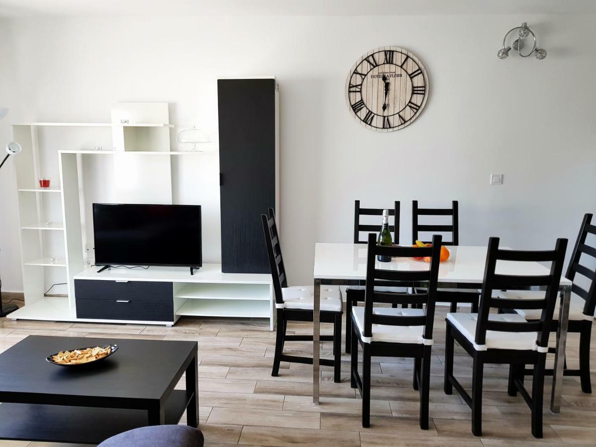 Luxury 2 Bedroom Apt 50 M From Beach Mogán Exterior foto